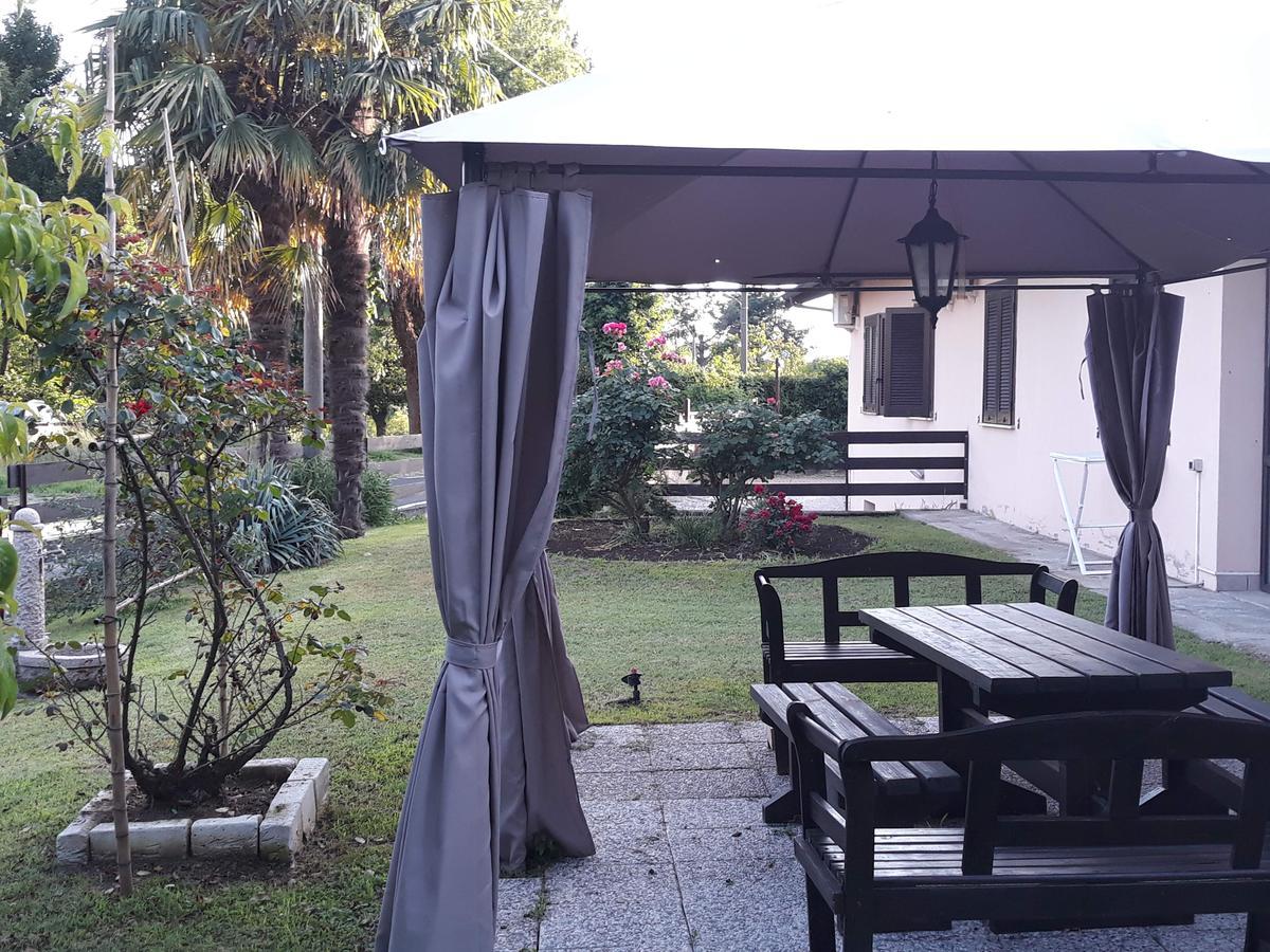 Hotel La Collinetta Sesto Calende Buitenkant foto